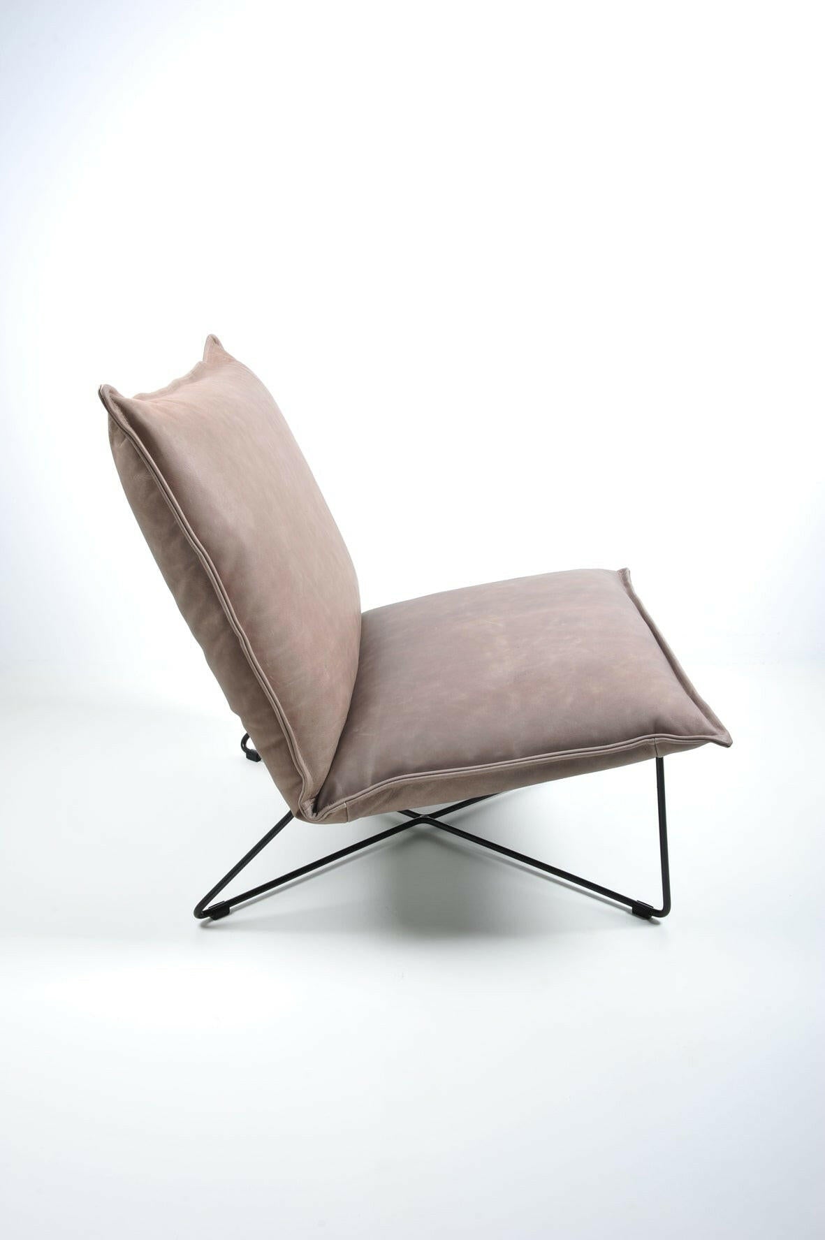 Earl Highback 12mm Old Glory Frame - Lounge Chairs.