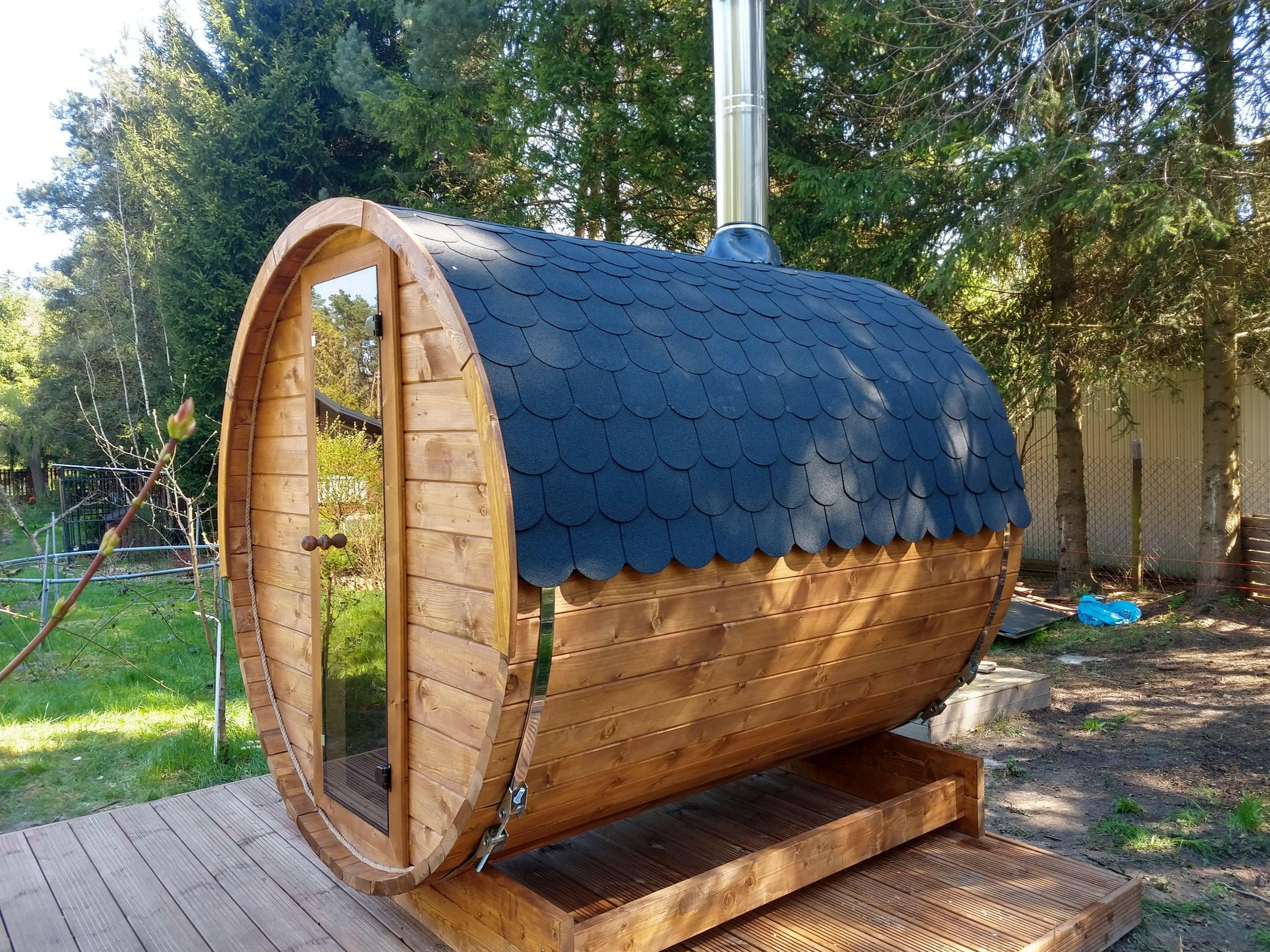 Outdoor Sauna Barrel.